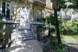 
                                                                                        Vente
                                                                                         .