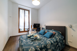 
                                                                                        Vente
                                                                                         .