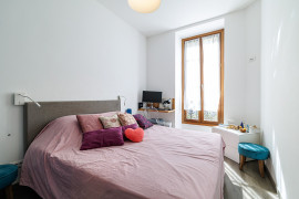 
                                                                                        Vente
                                                                                         .