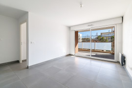 
                                                                                        Vente
                                                                                         .