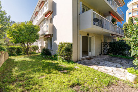 
                                                                                        Vente
                                                                                         .