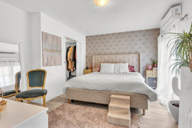 
                                                                                        Vente
                                                                                         .