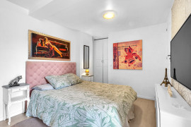 
                                                                                        Vente
                                                                                         .