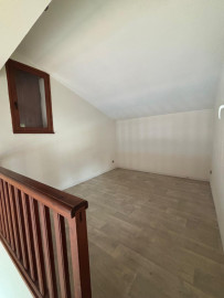 
                                                                                        Location
                                                                                         .