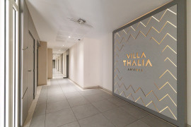 
                                                                                        Vente
                                                                                         .