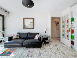 
                                                                                        Vente
                                                                                         .