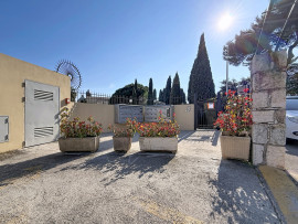 
                                                                                        Vente
                                                                                         .