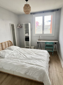 
                                                                                        Colocation
                                                                                         1 chambre colocation en centre ville Rennes