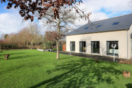 
                                                                                        Colocation
                                                                                         1 chambre dans coliving près des Gayeulles