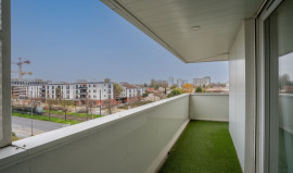 
                                                                                        Colocation
                                                                                         1 chambre disponible en colocation