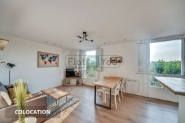 
                                                                                        Colocation
                                                                                         1 chambre disponible en colocation