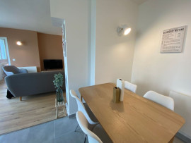 
                                                                                        Colocation
                                                                                         1 chambre disponible en colocation