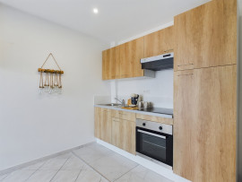 
                                                                                        Colocation
                                                                                         1 chambre disponible en colocation