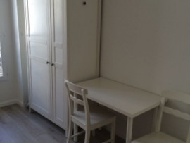 
                                                                                        Location
                                                                                         15 m² entièrement meublé