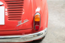 
                                                                                        Voiture
                                                                                         1961 Fiat Multipla 600 D
