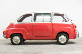 
                                                                                        Voiture
                                                                                         1961 Fiat Multipla 600 D