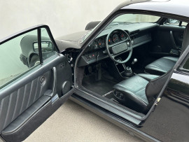 
                                                                                        Voiture
                                                                                         1984 Porsche 911 Carrera 3.2