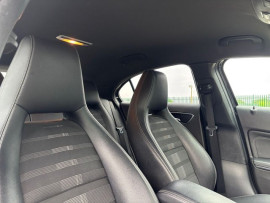 
                                                                                        Voiture
                                                                                         2.1 A200d Sport Edition Hatchback 5dr Diesel Manual Euro 6 (s/s) (136 ps)
