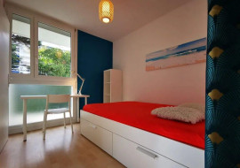 
                                                                                        Colocation
                                                                                         2 Belles chambres meublées dans coloc 71m²