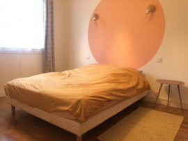 
                                                                                        Location
                                                                                         2 CHAMBRES DANS APPARTEMENT RÉNOVÉ