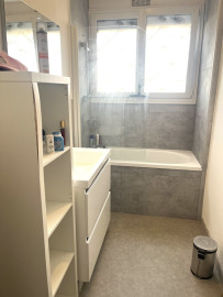 
                                                                                        Colocation
                                                                                         1 chambre dans colocation Beaulieu Rennes 1