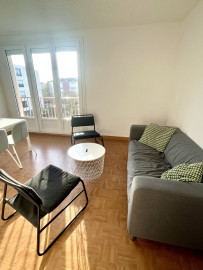 
                                                                                        Colocation
                                                                                         1 chambre dans colocation Beaulieu Rennes 1