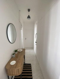 
                                                                                        Colocation
                                                                                         2 chambres dispo dans coloc rénovée 52m²