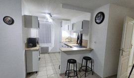 
                                                                                        Colocation
                                                                                         2 chambres dispo dans une coloc de 68m²