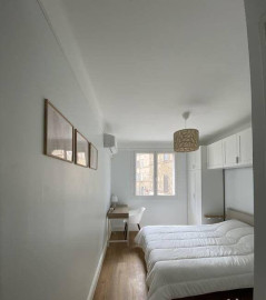 
                                                                                        Colocation
                                                                                         2 chambres dispos dans belle coloc rénovée