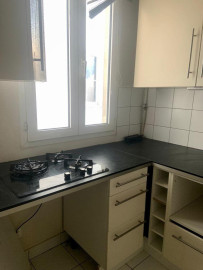 
                                                                                        Location
                                                                                         2 pièces 38 m2 secteur Daumesnil