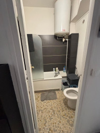 
                                                                                        Vente
                                                                                         2 pièces