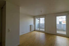 
                                                                                        Vente
                                                                                         2 pièces