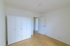 
                                                                                        Vente
                                                                                         2 pièces