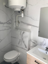 
                                                                                        Vente
                                                                                         2 pièces