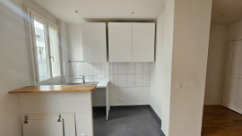 
                                                                                        Vente
                                                                                         2 pièces