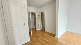 
                                                                                        Vente
                                                                                         2 pièces