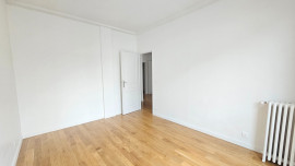 
                                                                                        Vente
                                                                                         2 pièces