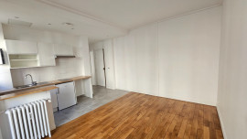 
                                                                                        Vente
                                                                                         2 pièces