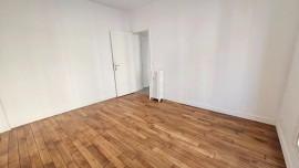 
                                                                                        Vente
                                                                                         2 pièces