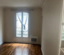 
                                                                                        Location
                                                                                         2 pièces à louer Paris 18ème