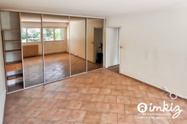 
                                                                                        Vente
                                                                                         2 pièces avec grande terrasse et vue sur le bois