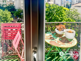 Vente
2 pièces, balcon, lumineux, pierre + poutres apparentes
