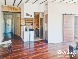 Vente
2 pièces, balcon, lumineux, pierre + poutres apparentes