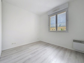
                                                                                        Location
                                                                                         2 Pièces de 48m² + terrasse et parking