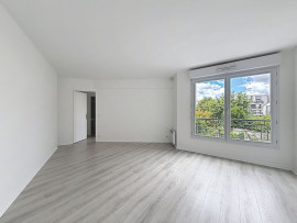 
                                                                                        Location
                                                                                         2 Pièces de 48m² + terrasse et parking