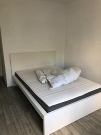 Location
2 pièces de 50m² en rdc à la Haute Croix
