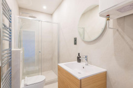 
                                                                                        Location
                                                                                         2 pièces haut de gamme à Toulouse