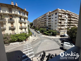 
                                                                                        Vente
                                                                                         2 PIÈCES LUMINEUX AVEC BALCON FILANT