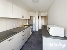 
                                                                                        Vente
                                                                                         2 pièces lumineux, vue dégagée