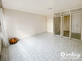 
                                                                                        Vente
                                                                                         2 pièces lumineux, vue dégagée